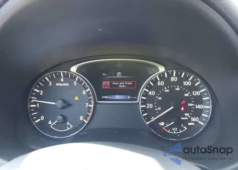 2018 Nissan Altima 2.5 Sr из США, поврежденный, VIN 1N4AL3AP0JC143268